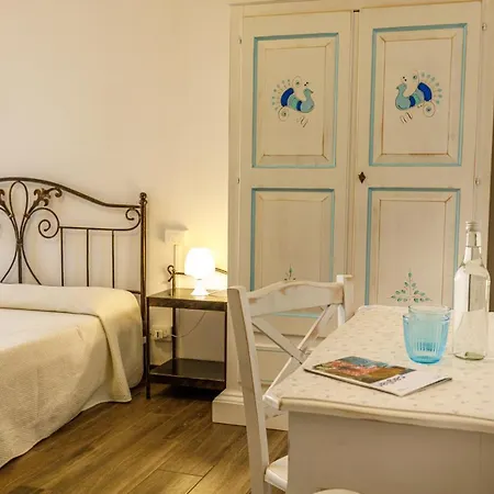 Penzion Onlyrooms I - & Secure Area 4*