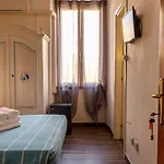 Pensjonat Onlyrooms I - & Secure Area 4*