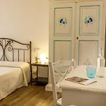 Pensjonat Onlyrooms I - & Secure Area 4*