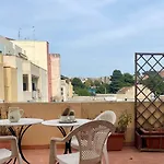 Onlyrooms I - & Secure Area Guest house