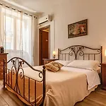 Onlyrooms I - & Secure Area Pensjonat Cagliari