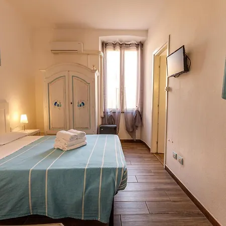 Onlyrooms I - & Secure Area