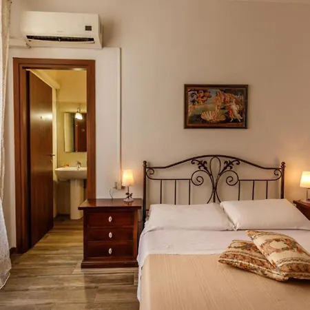 Onlyrooms I - & Secure Area 4* Cagliari