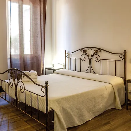 Guest house Onlyrooms I - & Secure Area 4*