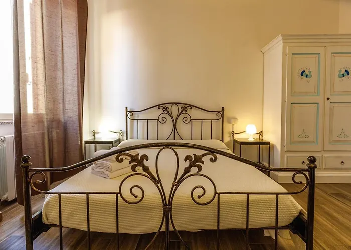 Onlyrooms I - & Secure Area Pensión 4*