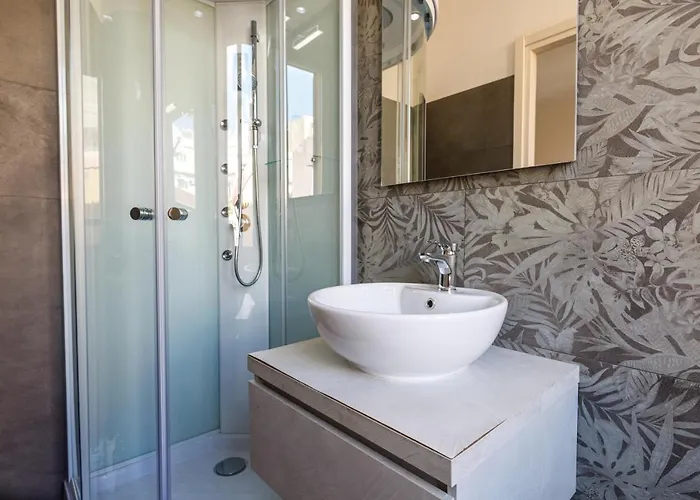 Onlyrooms I - & Secure Area 4*