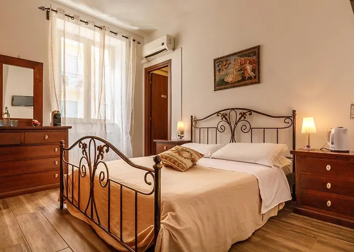 Onlyrooms I - Free Parking & Konukevi Cagliari