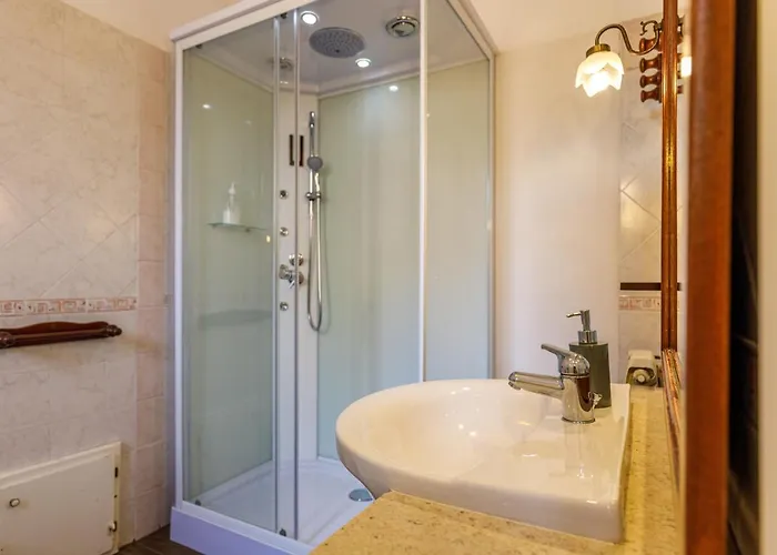 Onlyrooms I - Free Parking & 3* Cagliari