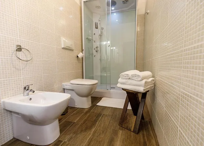 Onlyrooms I - Free Parking & 3* קליארי