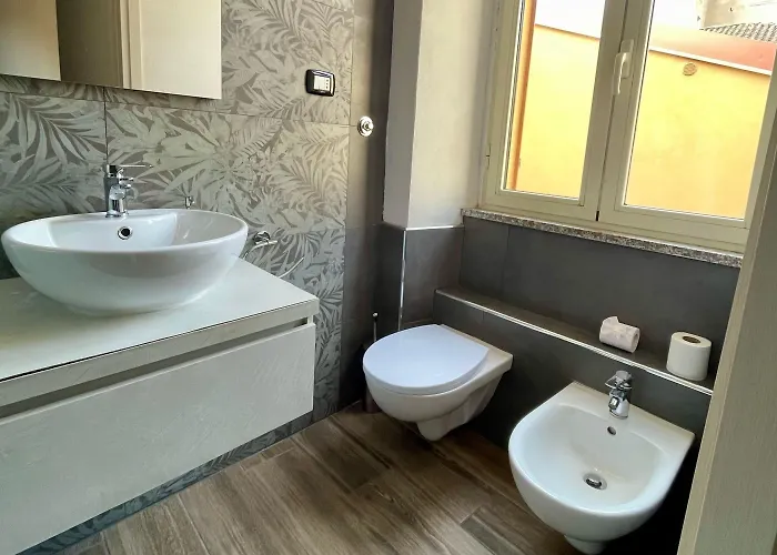 Onlyrooms I - Free Parking & 3* Cagliari