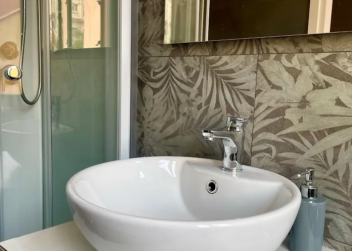 Onlyrooms I - & Secure Area 4*